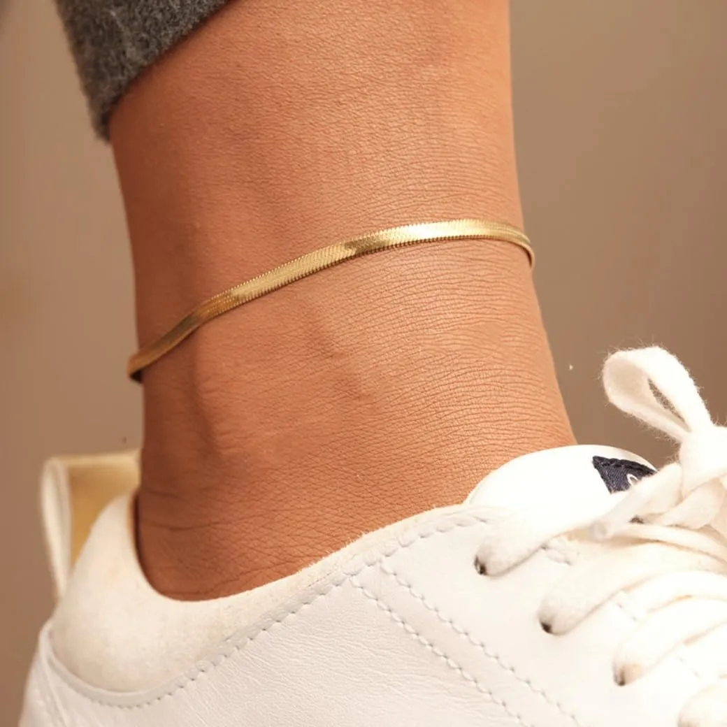 Ankle Bracelets for Women Dainty 18K Gold Plated Anklet Waterproof Round Beaded Paperclip Herringbone Pearl Chain Anklets Waterproof Beach Foot Jewelry