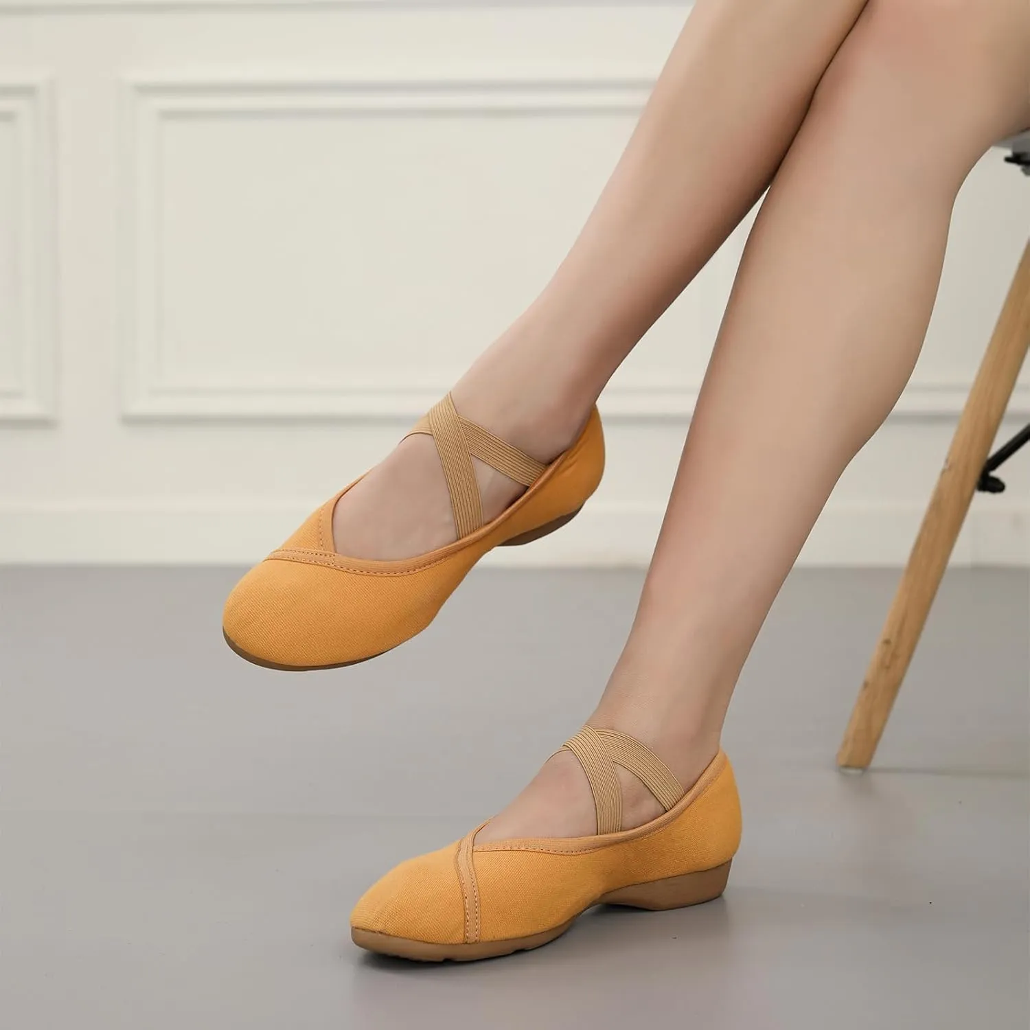 AOQUNFS Womens Latin Dance Shoes Close Toe Ballroom Dance Practice Performance Shoes,Model XMY-JCD