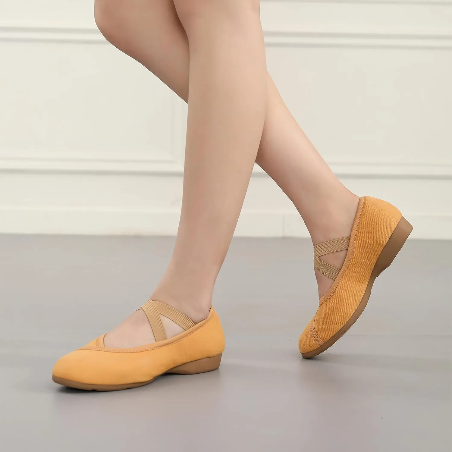 AOQUNFS Womens Latin Dance Shoes Close Toe Ballroom Dance Practice Performance Shoes,Model XMY-JCD