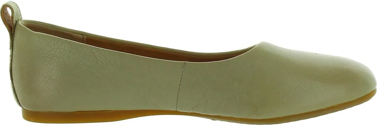 BORN Women's, Beca Flat