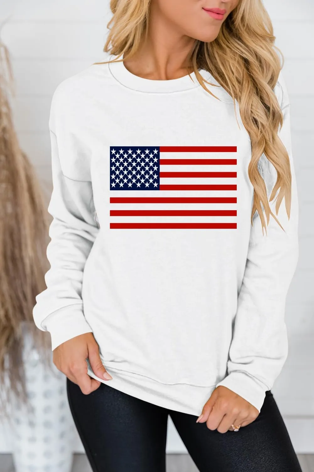 Lacozy Womens USA Sweatshirt Crew Neck Long Sleeve Shirts Casual American Flag Sweater Ladies Loose Pullover Tops