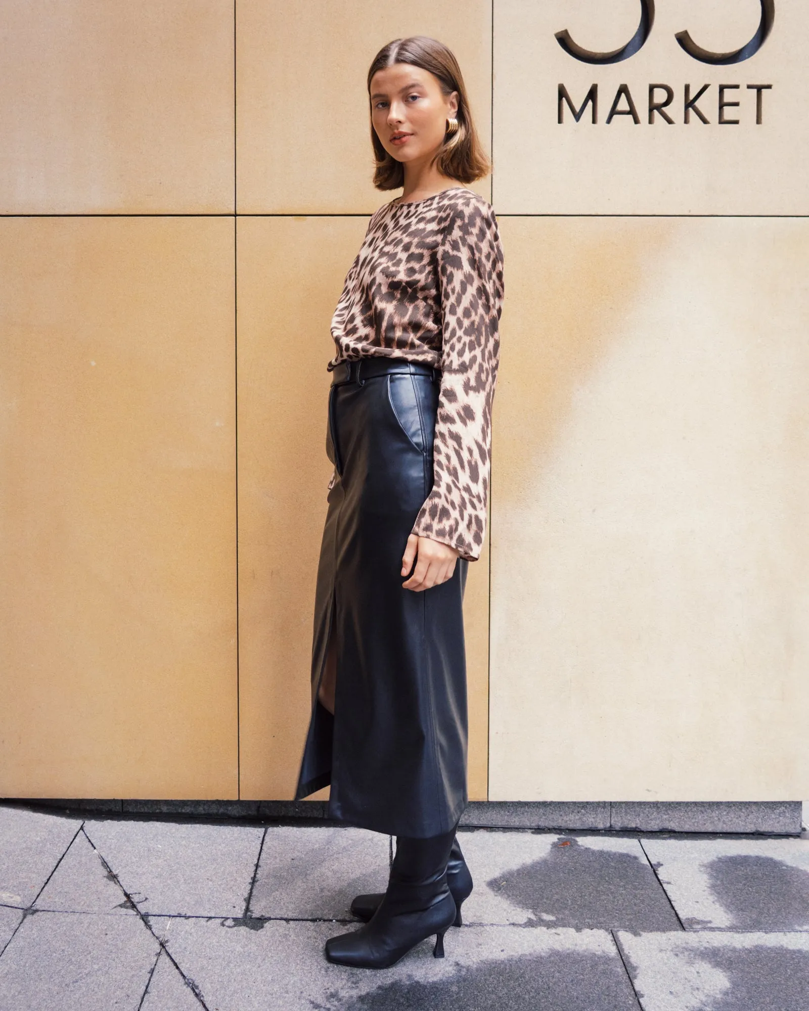 PENCIL SKIRT