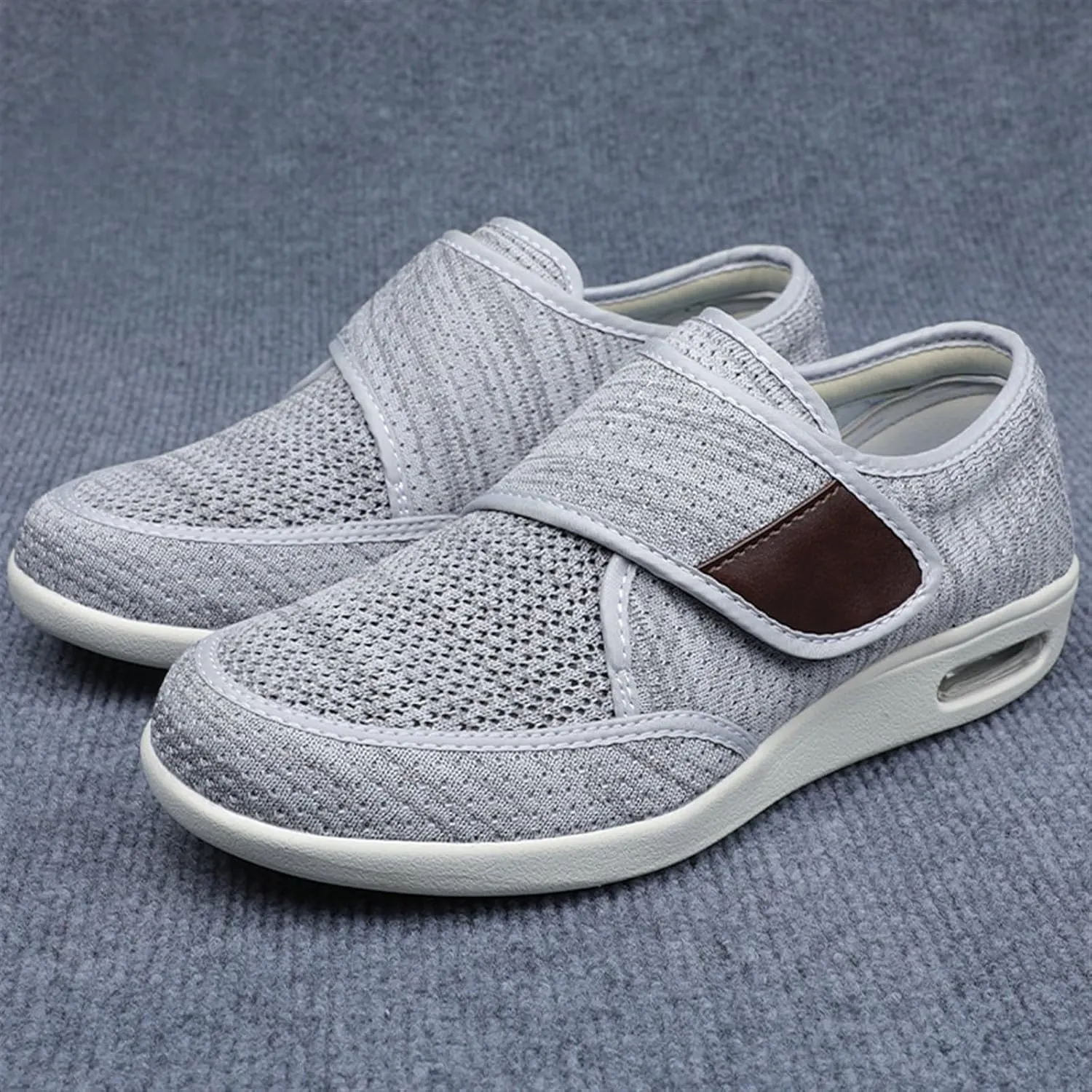 TOSOFT Men's Comfort And Cushiony Diabetic Shoes Wide Feet Flats Orthopedic Slippers Walking Shoes For Elderly Men Sneakers