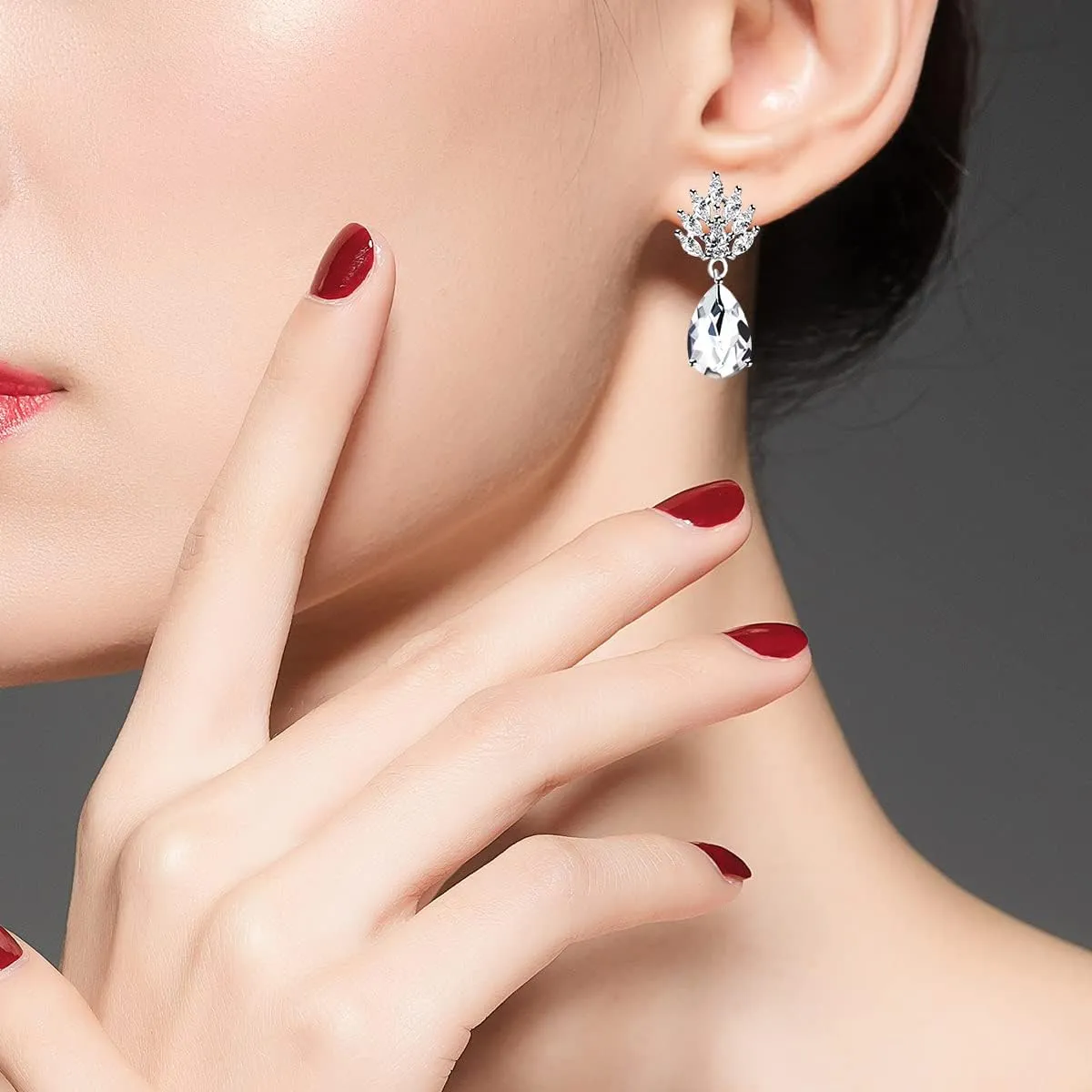 Uloveido Bridal Bridesmaid Wedding Drop Crystal Earrings White Gold Plated Teardrop Cubic Zirconia Studs Earrings with 7 Cards Y1970