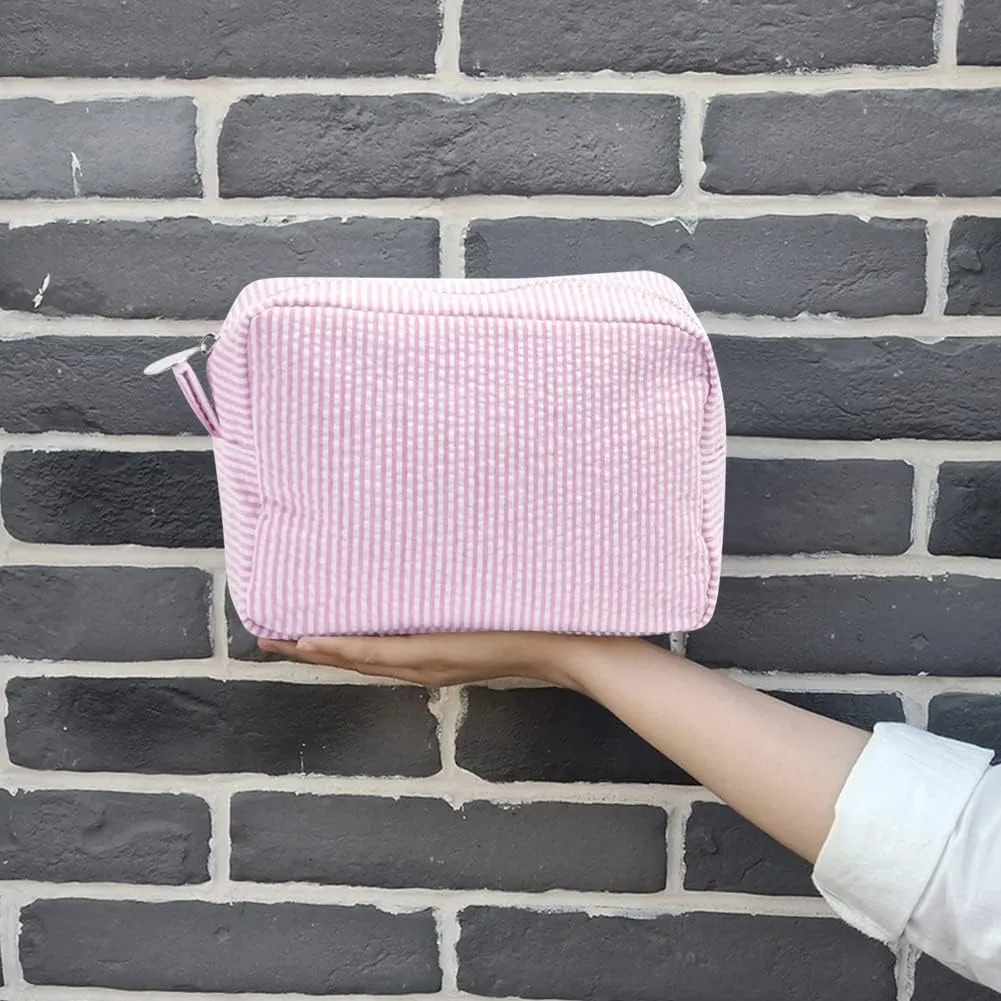 Women's Seersucker Cosmetic Bag, Large Travel Cosmetic Bag, Zipper Closure Cosmetics for Girls, Pink, One Size