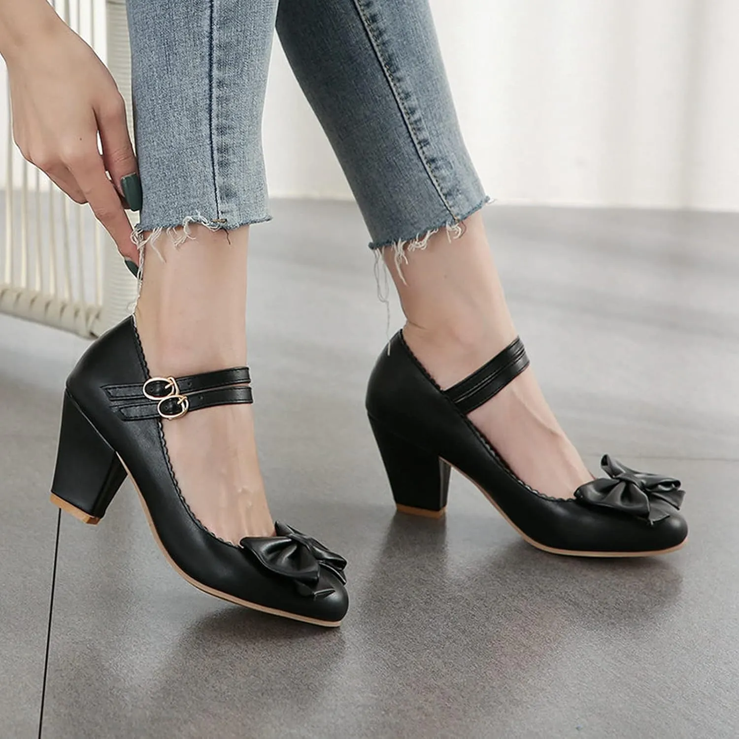 Womens Vintage Ankle Strap Mary Jane Pumps Bowknot Buckle Comfy Block Mid Heel Closed Toe Dress Shoes