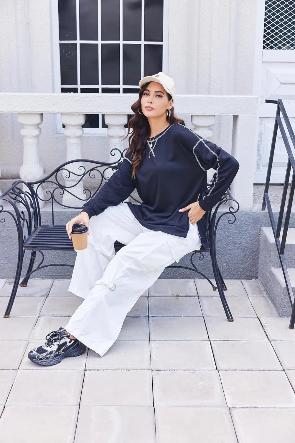 Zeagoo Womens Tops Long Sleeve Lightweight Shirts 2025 Spring Fashion Trendy Tops Crewneck Casual Sweatshirt